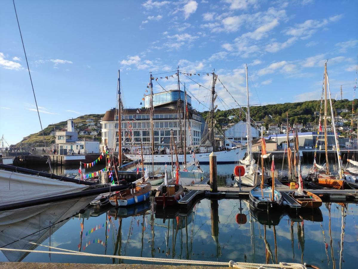 Apartmán Le Reflet Des Voiles Face Au Port De Fécamp Exteriér fotografie